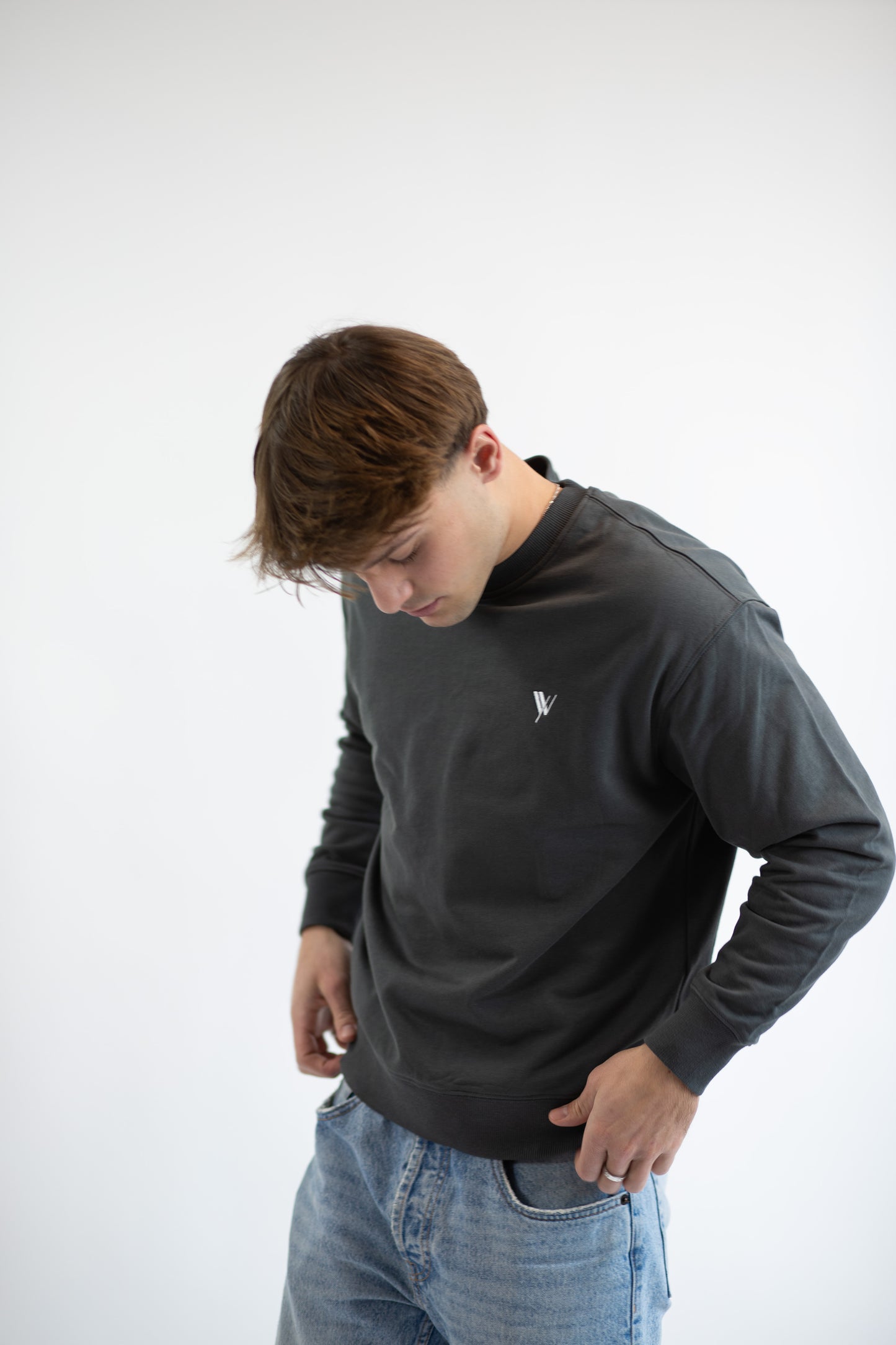 Crewneck - dark grey